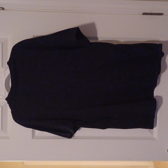 🍭🌺Black Graphic Tee with Red and Gray Text - Picture 5 of 7